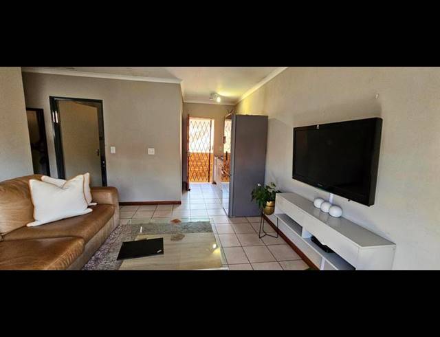 2 BEDROOM APARTMENT FOR SALE IN LOTUS GARDENS